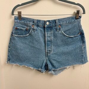 Levi’s Premium 501 Women’s 29 Denim Shorts Split Hem 100% Cotton Button Fly